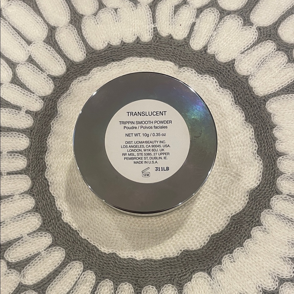 Uoma Beauty Trippin Smooth Powder (Translucent) - Picture 3 of 4